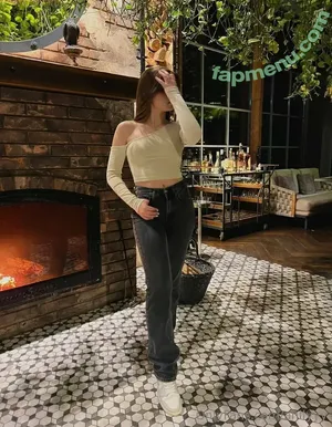 iamanily / iameily nude photo #0013