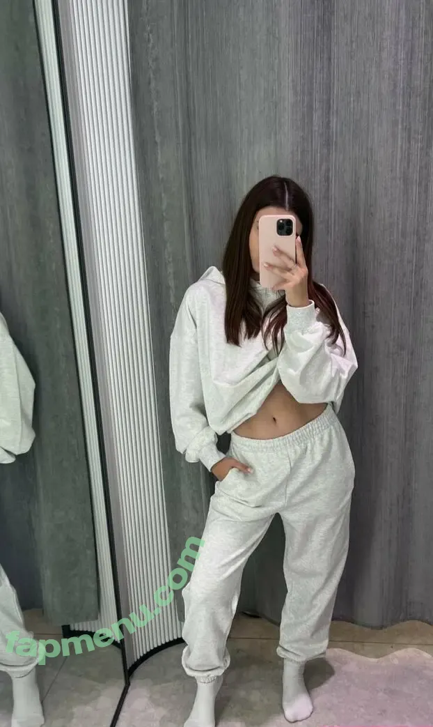 iamanily nude photo #0007 (iameily)