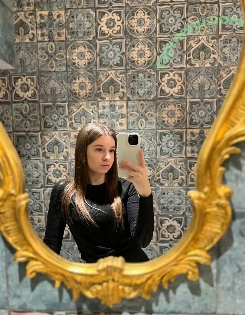 iamanily nude photo #0015 (iameily)