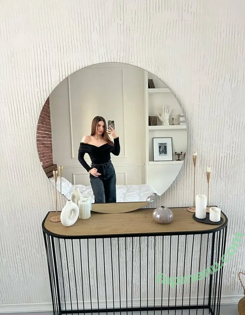 iamanily nude photo #0022 (iameily)