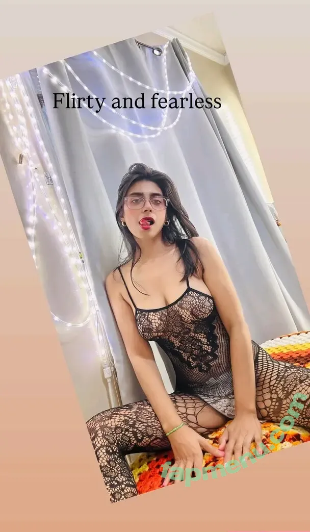 iamaqsapervaiz nude photo #0031 (iamaqsapervaiz)