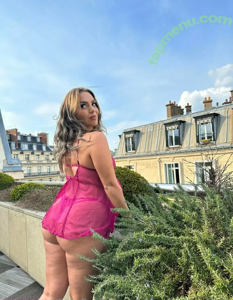 iamaraqueenbae nude photo #0030 (araqueenbae)