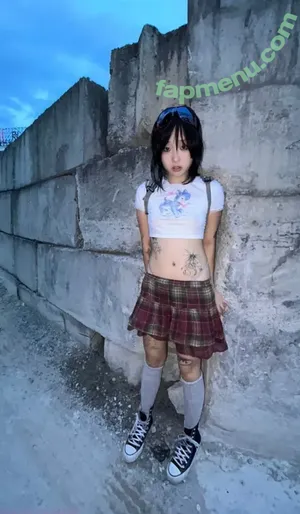 iamaspermwhale / anna / fruitx2777 nude photo #0052