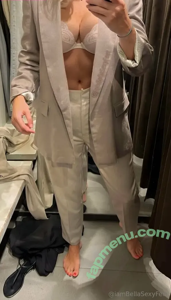 iambellasexyfeet nude photo #0009 (iambellasexyfeet)