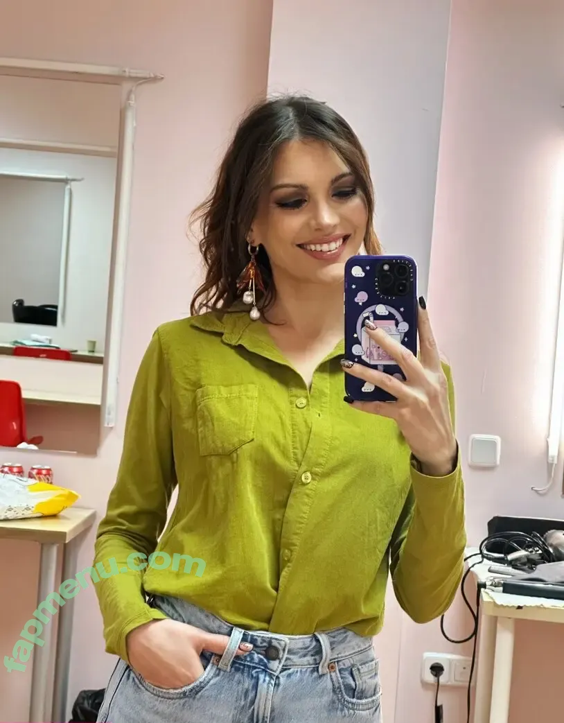 Iamcristinini nude photo #0123 (Iamcristinini)