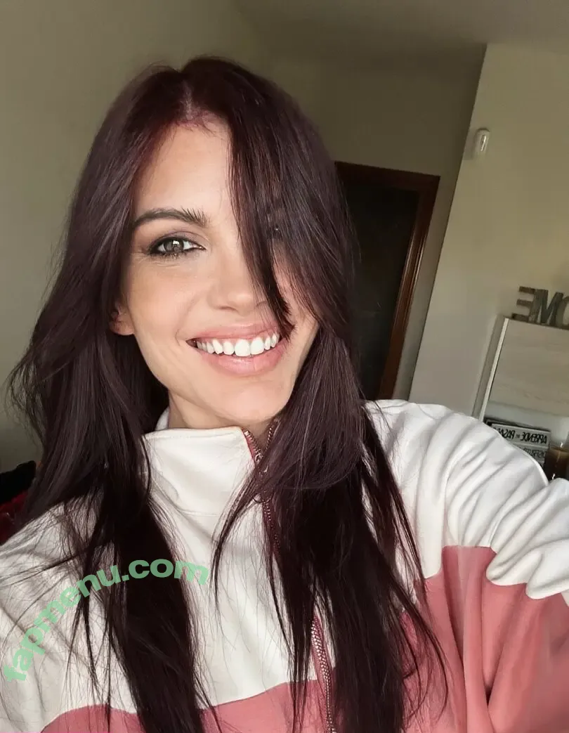 Iamcristinini nude photo #0131 (Iamcristinini)