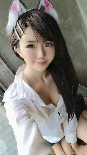 iamdorasnowfree / iamdorasnow nude photo #0112