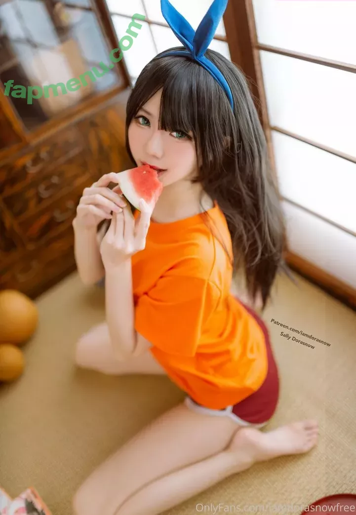 iamdorasnowfree nude photo #0126 (iamdorasnow)