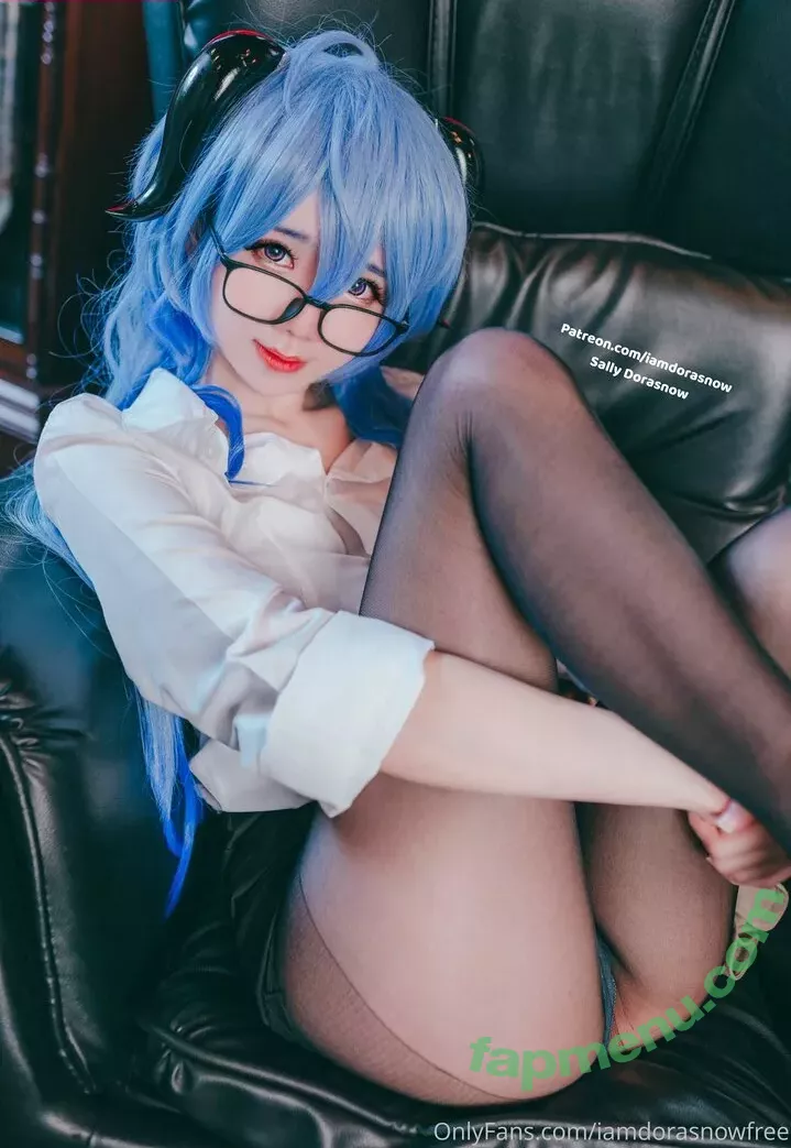 iamdorasnowfree nude photo #0146 (iamdorasnow)