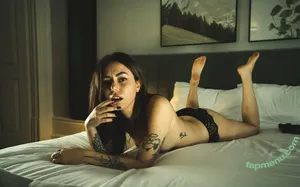  nude photo #0008