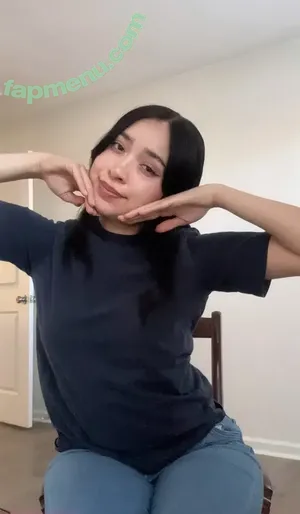iamjazzzyg / itsjazzzyg / itsjazzzyg - Cute TikTok Latina nude photo #0002