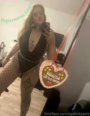 iamkinkyamy / kinkyamyofficial nude photo #0001