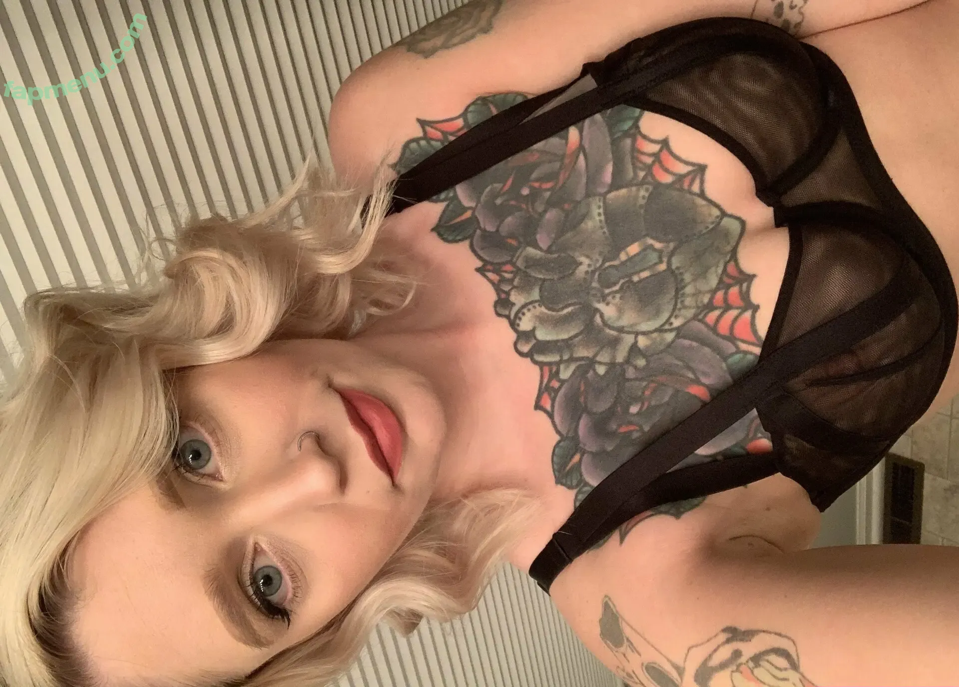 iamlydiafoxx nude photo #0014 (lydiafoxx13)