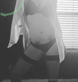 iamnotyoursub.free / iamnotyoursubb nude photo #0007