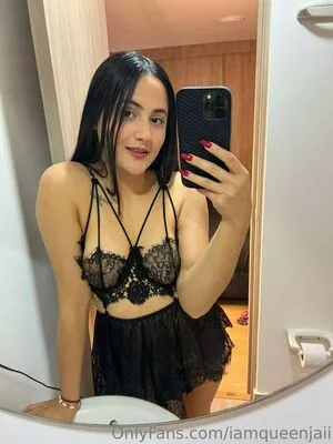 iamqueenjaii / iamqueenolizia nude photo #0022