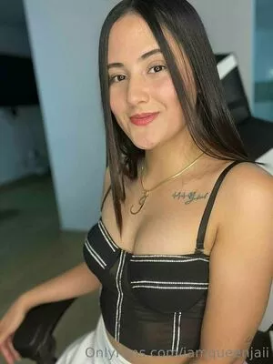 iamqueenjaii / iamqueenolizia nude photo #0216