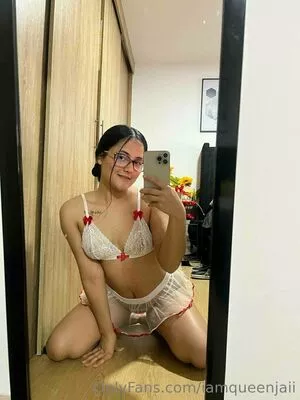 iamqueenjaii / iamqueenolizia nude photo #0425