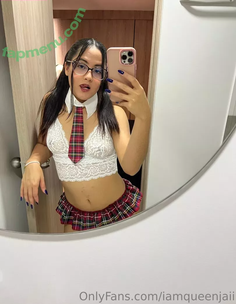 iamqueenjaii nude photo #0075 (iamqueenolizia)