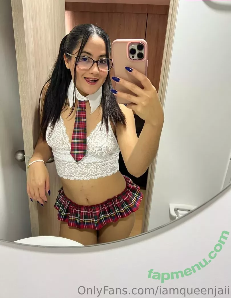 iamqueenjaii nude photo #0163 (iamqueenolizia)