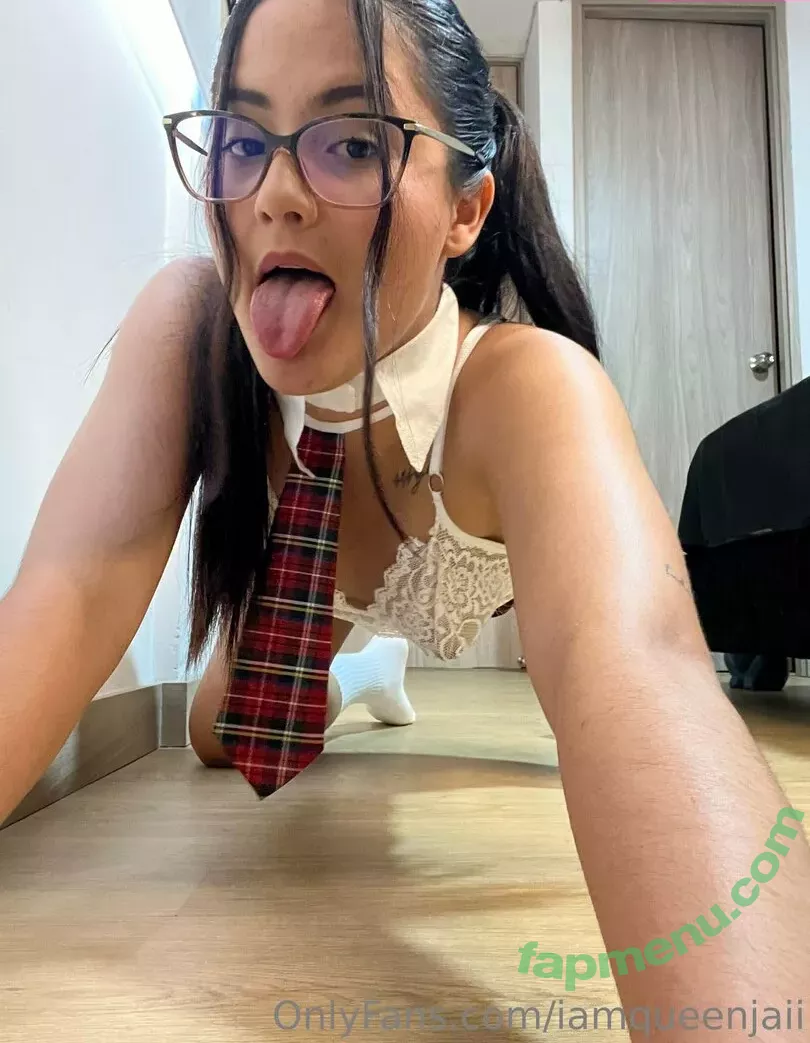 iamqueenjaii nude photo #0178 (iamqueenolizia)