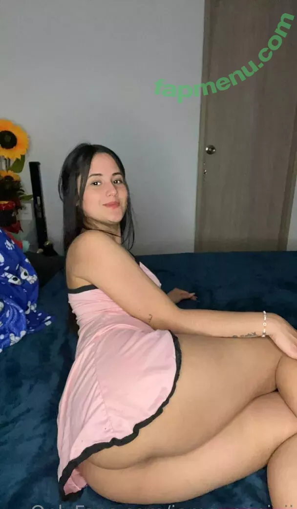 iamqueenjaii nude photo #0194 (iamqueenolizia)