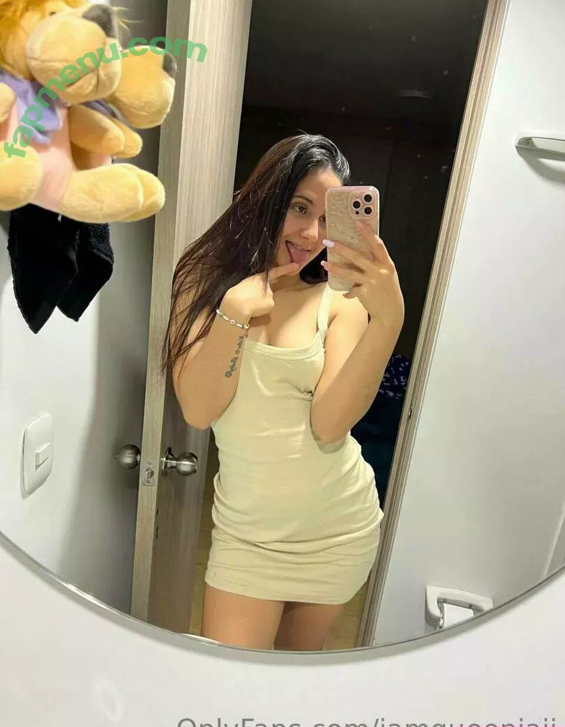 iamqueenjaii nude photo #0200 (iamqueenolizia)