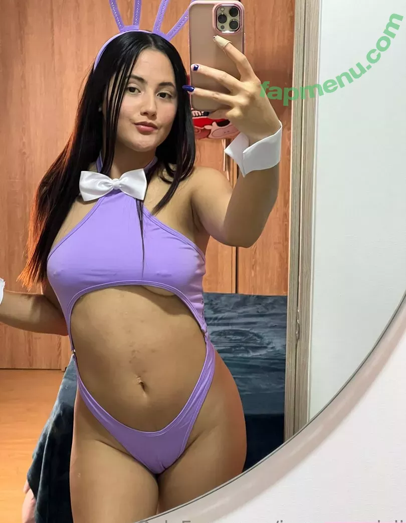 iamqueenjaii nude photo #0230 (iamqueenolizia)