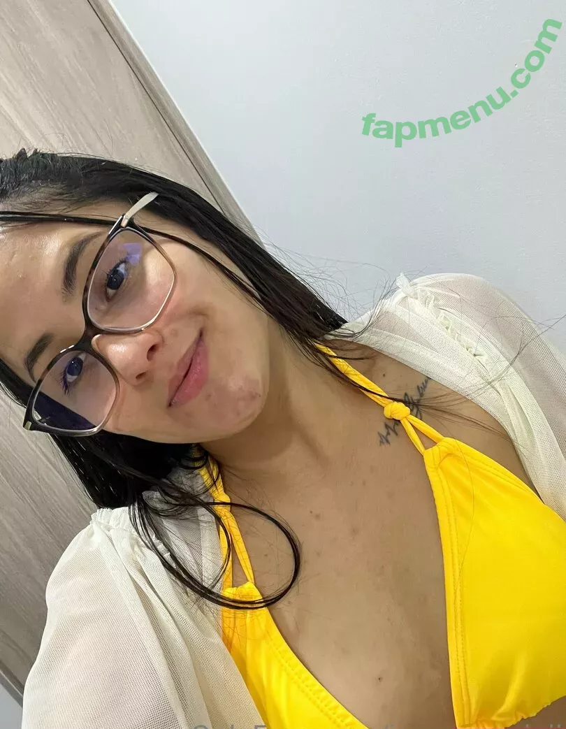 iamqueenjaii nude photo #0347 (iamqueenolizia)