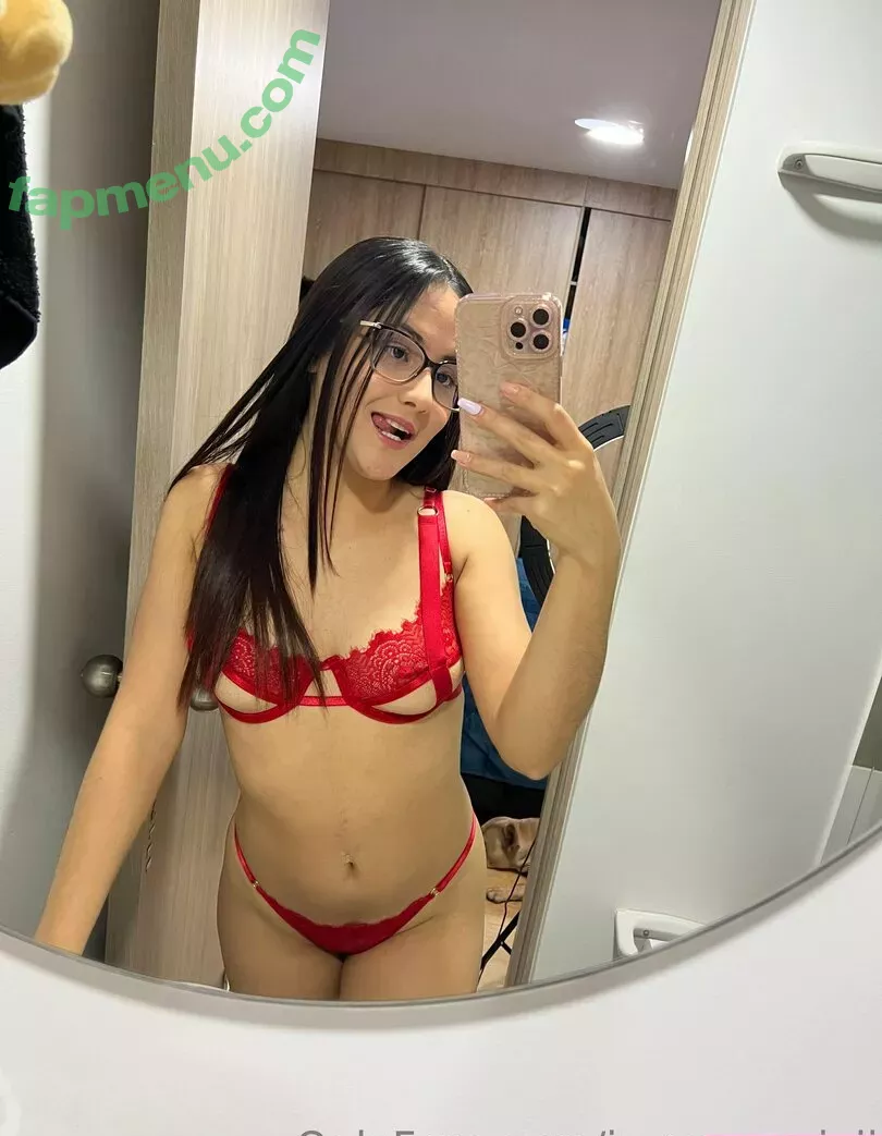 iamqueenjaii nude photo #0404 (iamqueenolizia)