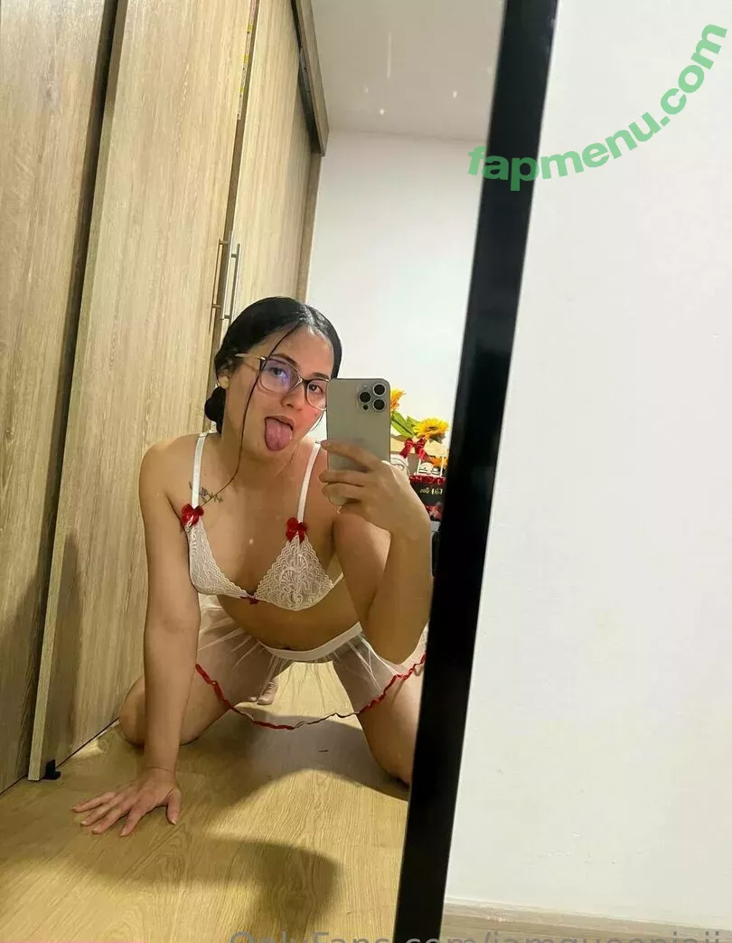 iamqueenjaii nude photo #0421 (iamqueenolizia)