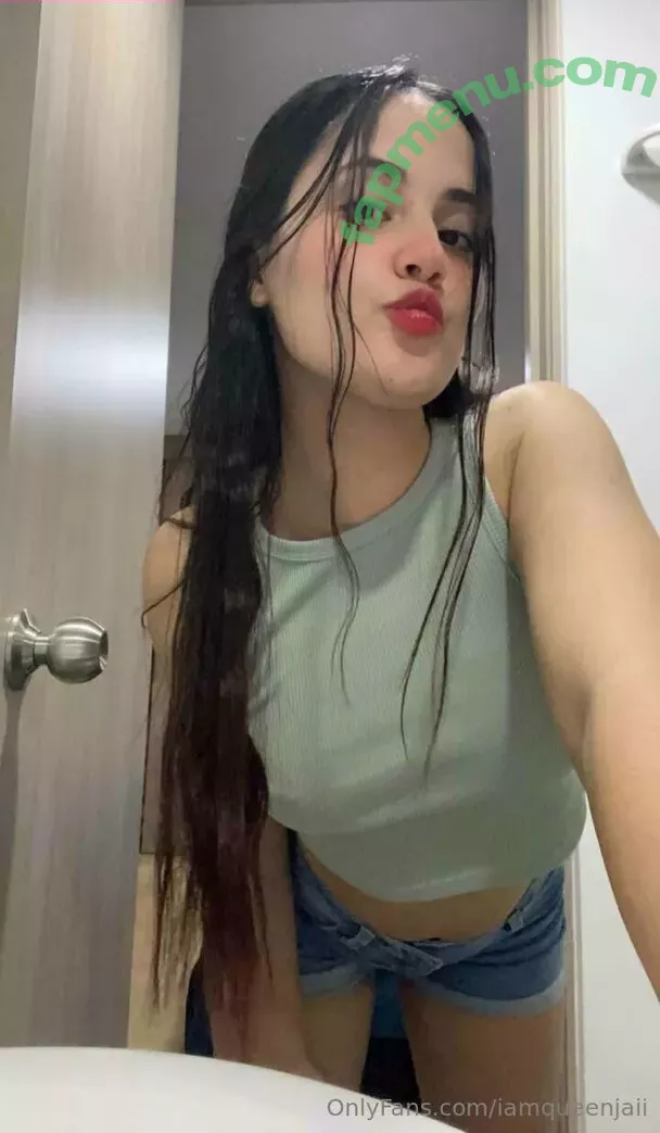 iamqueenjaii nude photo #0484 (iamqueenolizia)