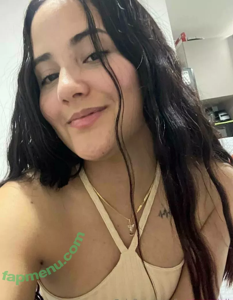 iamqueenjaii nude photo #0492 (iamqueenolizia)