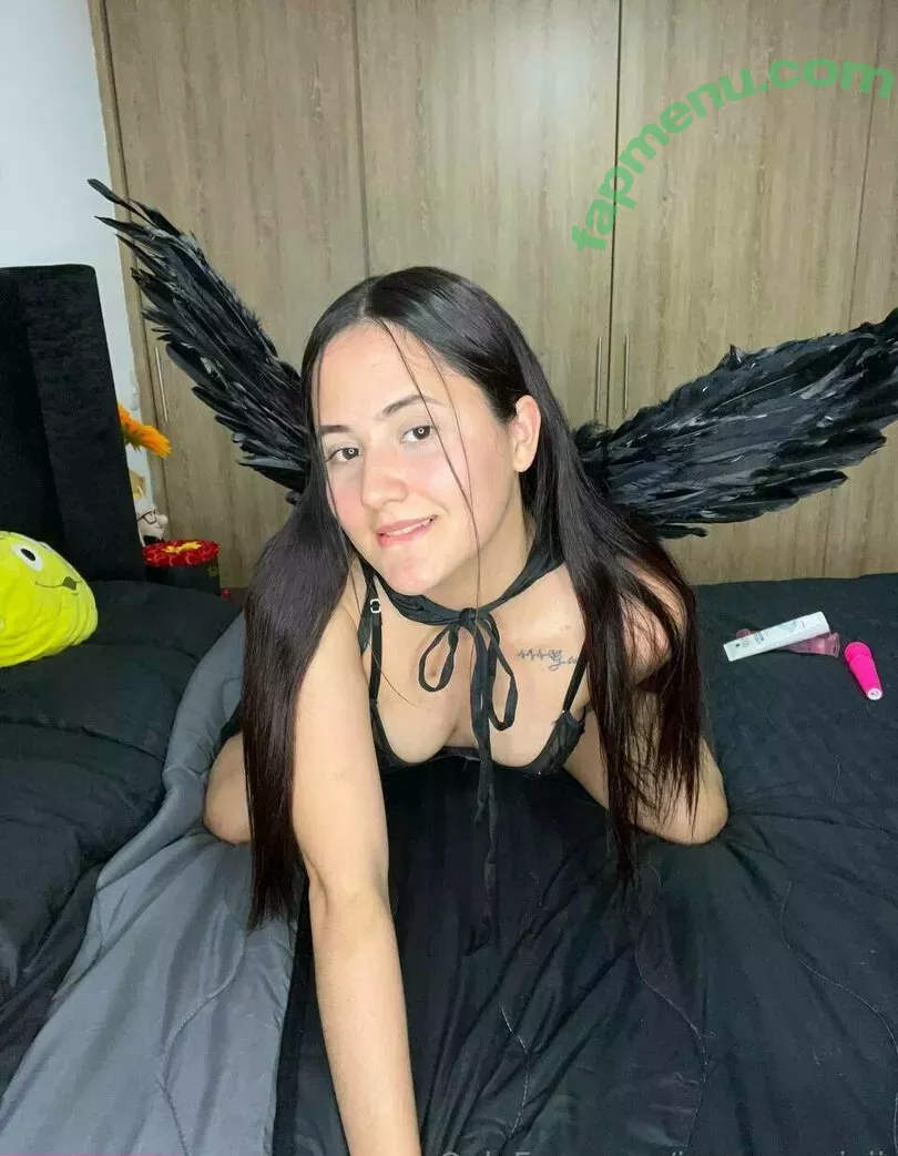 iamqueenjaii nude photo #0511 (iamqueenolizia)