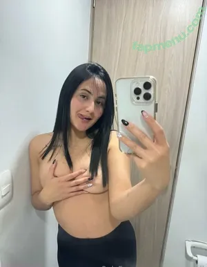 iamqueenjaii / iamqueenolizia nude photo #1050