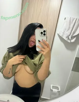 iamqueenjaii / iamqueenolizia nude photo #1054