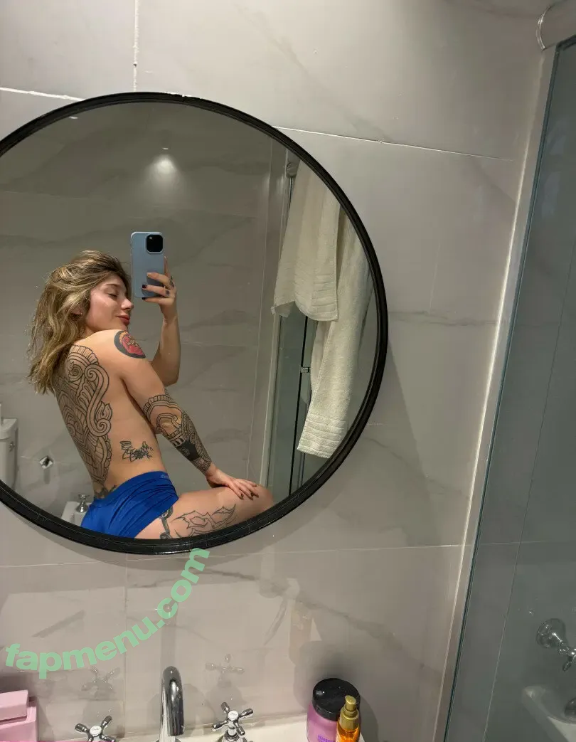 iamroliii nude photo #0010 (iamroliii)