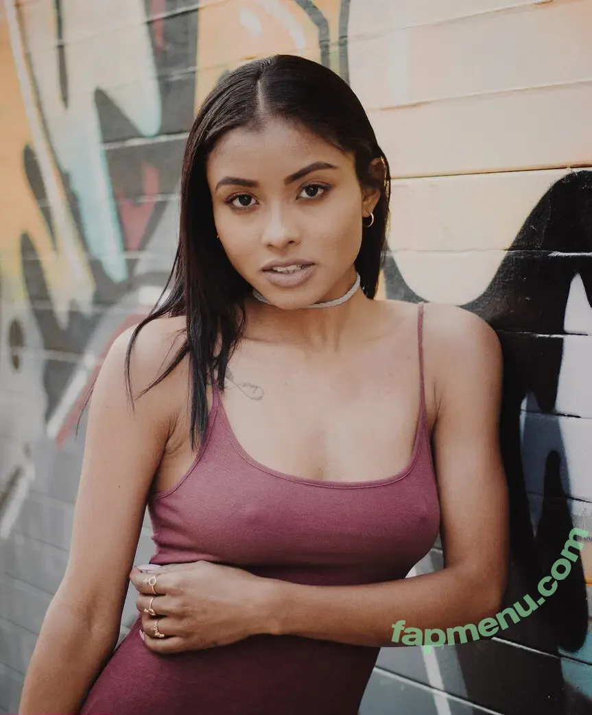 iamsassyy nude photo #0023 (sassy_classy_badassyy)