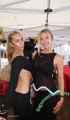 iamsydneythomas / Sydney Thomas / _ssydneythomas nude photo #0571