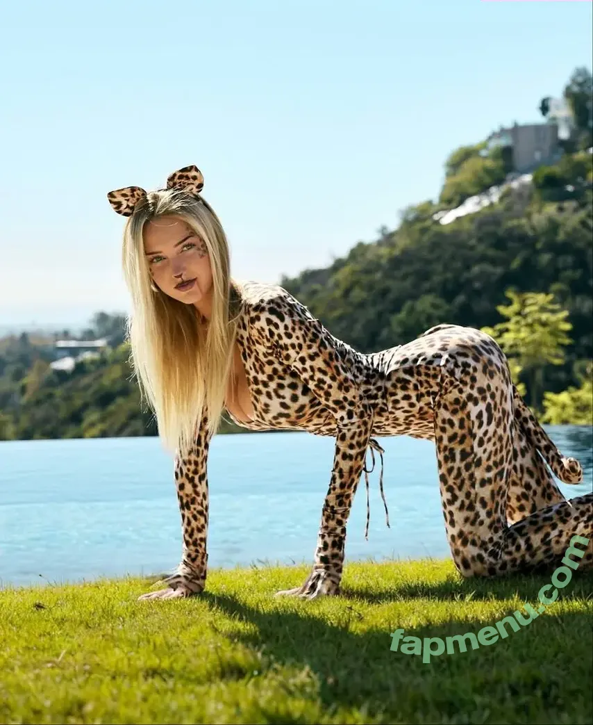 iamsydneythomas nude photo #0555 (Sydney Thomas / _ssydneythomas)