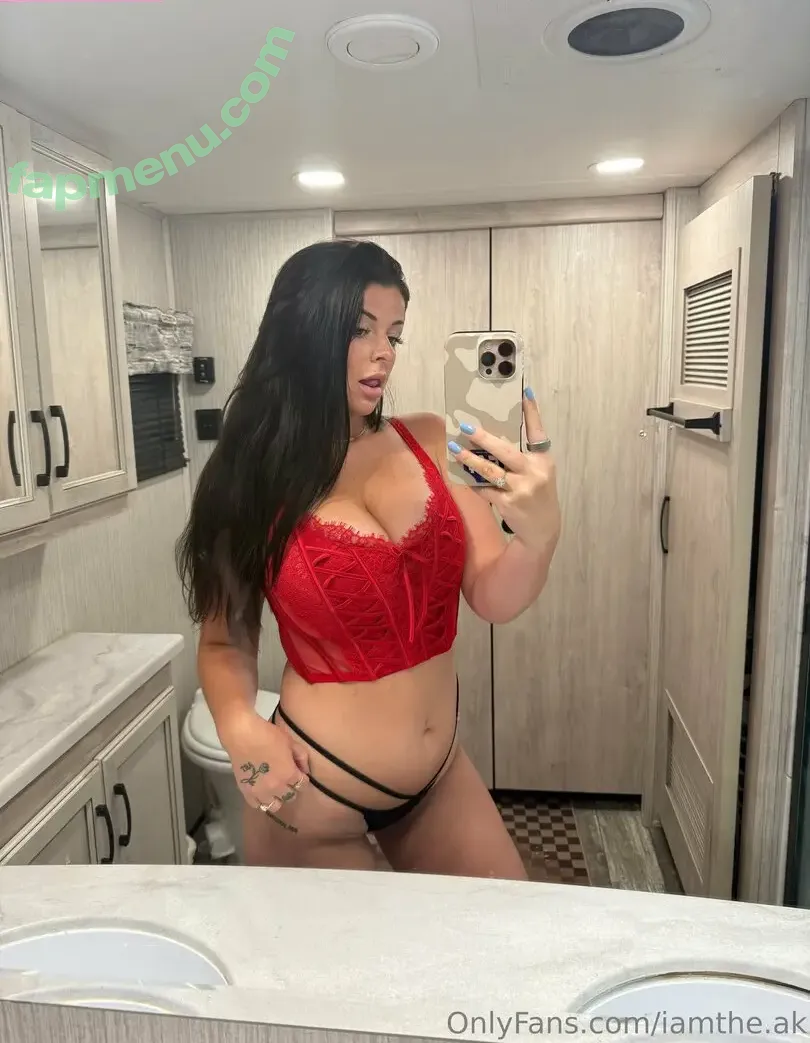 Iamthe.ak nude photo #0104 (Iamthe.akk)