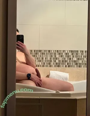  nude photo #0001