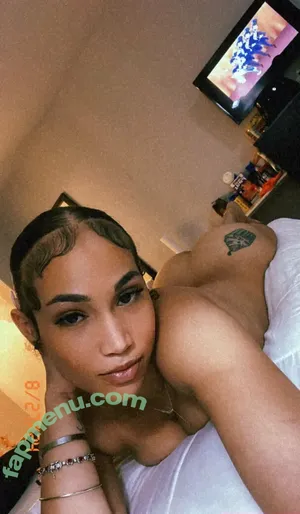  nude photo #0003