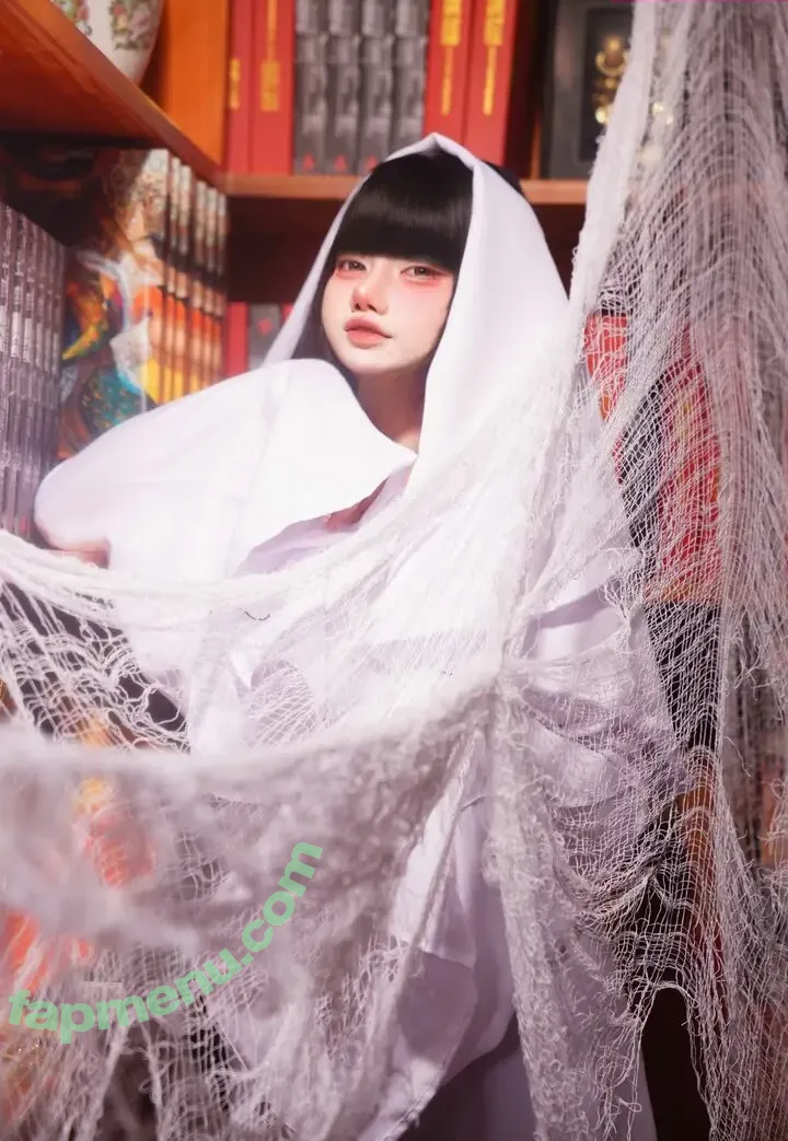 Iamyourwaiffuu nude photo #0020 (Iamyourwaiffuu)