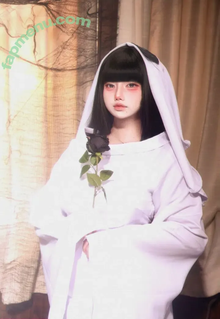 Iamyourwaiffuu nude photo #0034 (Iamyourwaiffuu)