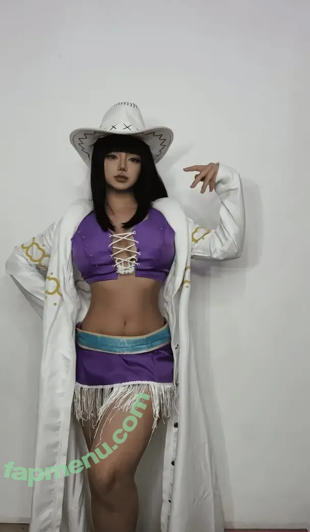 Iamyourwaiffuu nude photo #0045 (Iamyourwaiffuu)