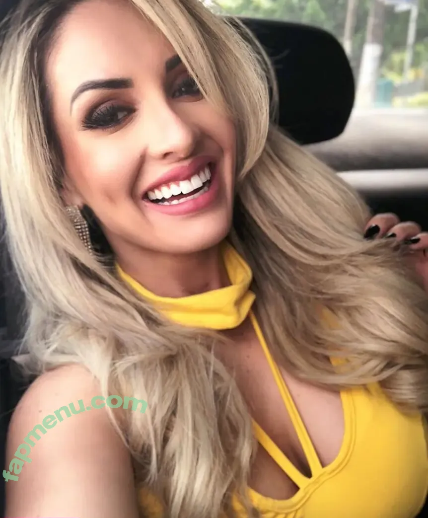 Iaraferreira nude photo #0004 (Iaraferreira)