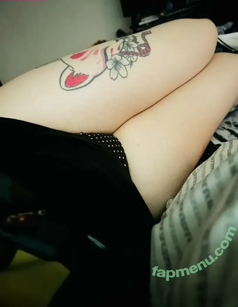 IbookiVT nude photo #0015 (IbookiVT)