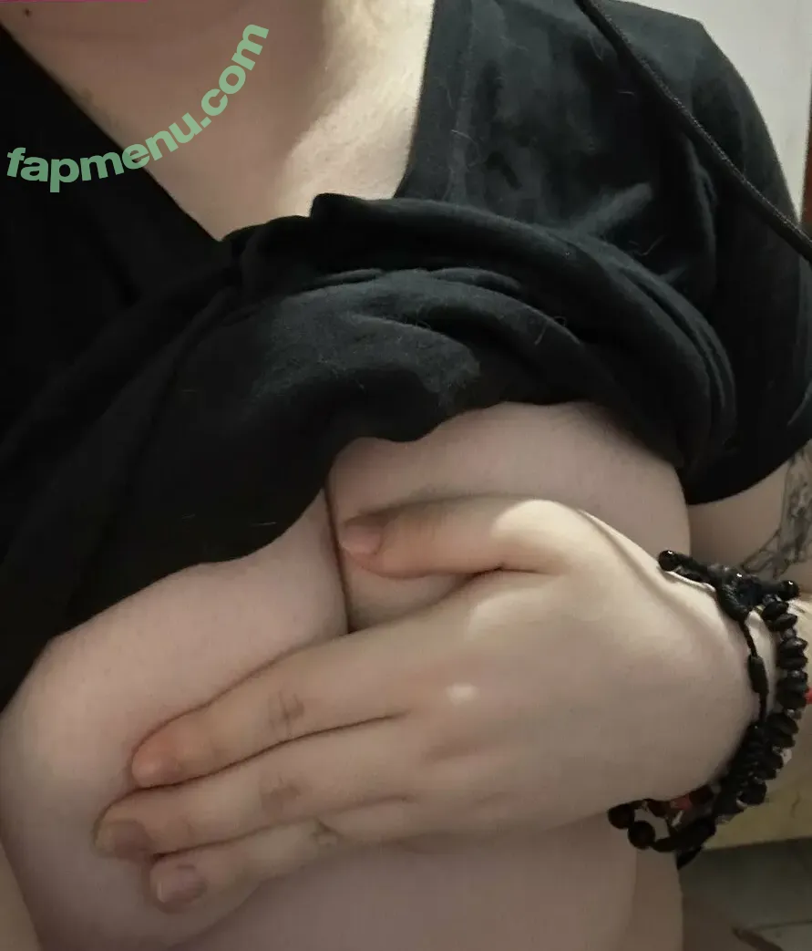 IbookiVT nude photo #0019 (IbookiVT)