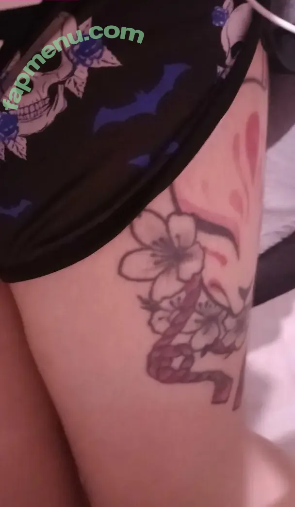 IbookiVT nude photo #0021 (IbookiVT)