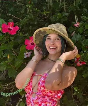 iCata nude photo #0024